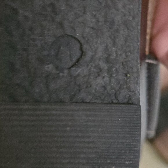 Taos Carousel Wedge Sandal Black Leather Hammered Silver Detail Size 41 - Picture 12 of 12